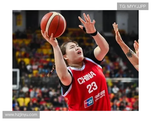 中国女篮轻取捷克 六人表现出色